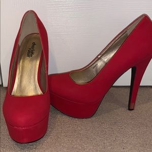 🤍Red Heels